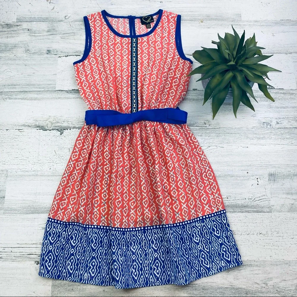 Hearts Monteau dress size 7